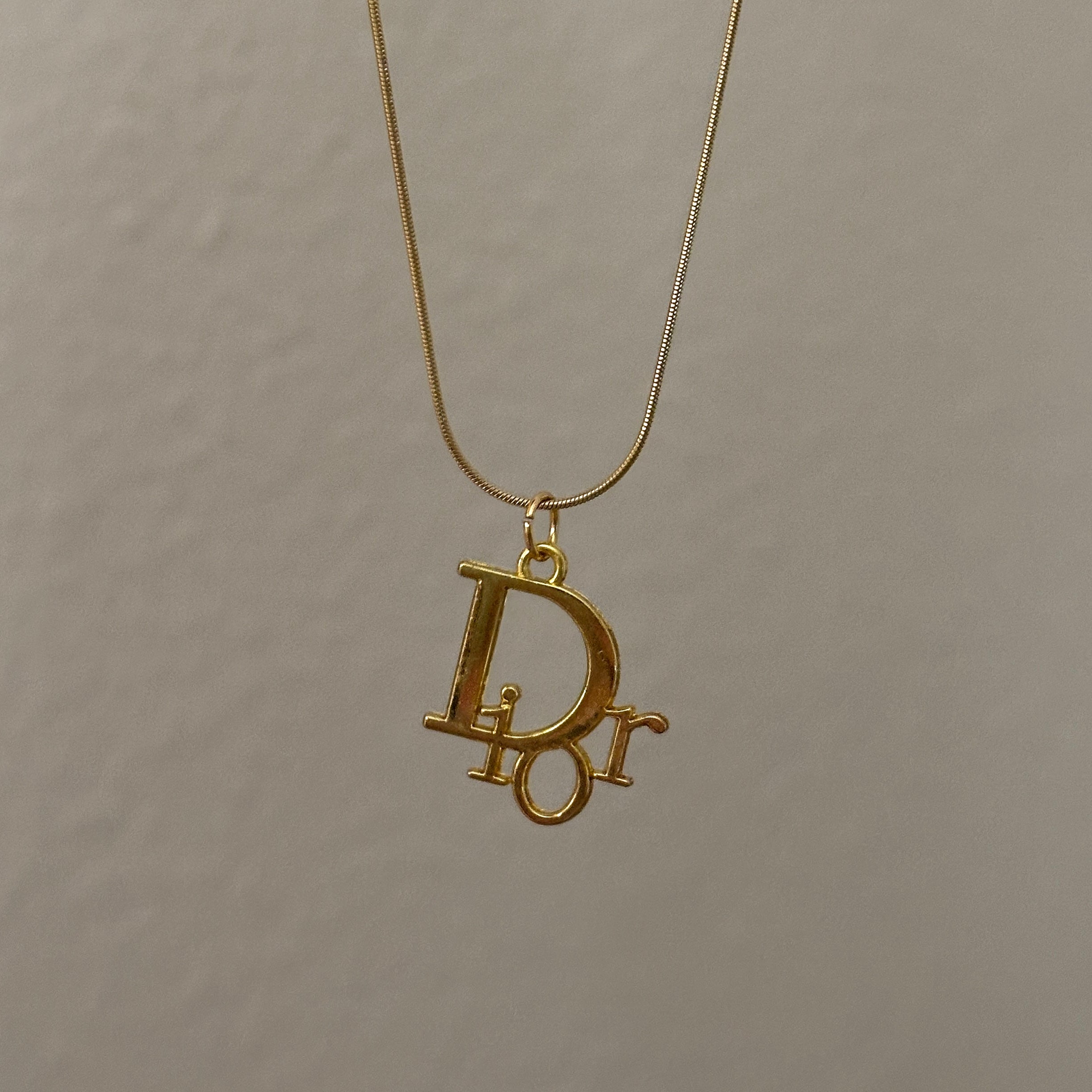 Dior outlet necklace